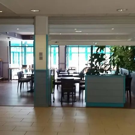 Studio Pierre Et Vacances Vieux Port Piscine La Rochelle Daire *