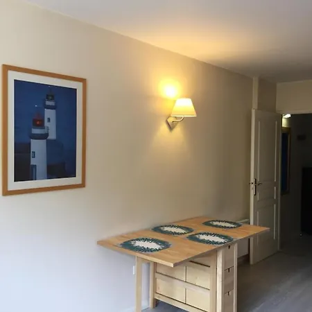 Studio Pierre Et Vacances Vieux Port Piscine La Rochelle Daire La Rochelle (Charente-Maritime)